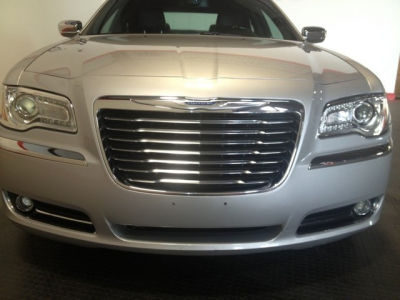 2012 Chrysler 300C  Base