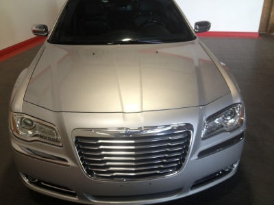 2012 Chrysler 300C  Base