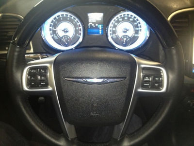 2012 Chrysler 300C  Base