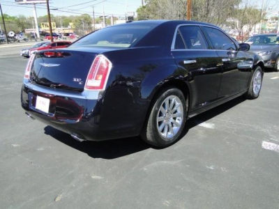 2011 Chrysler 300C