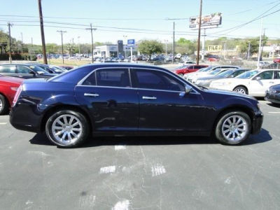 2011 Chrysler 300C