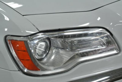 2011 Chrysler 300C  Base