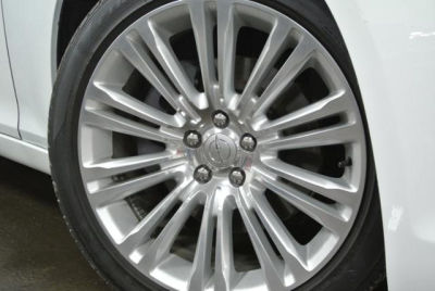 2011 Chrysler 300C  Base