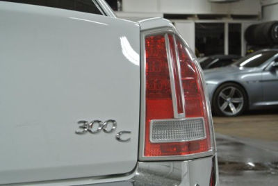 2011 Chrysler 300C  Base