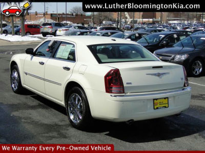 2010 Chrysler 300C  Base
