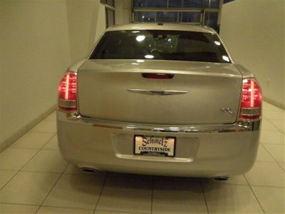 2012 Chrysler 300C  Base