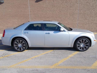 2010 Chrysler 300C  300S