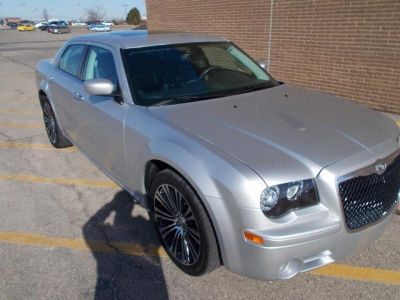 2010 Chrysler 300C  300S