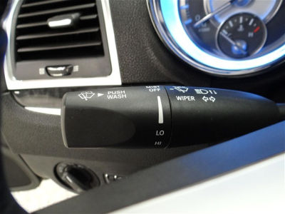 2012 Chrysler 300C  Base