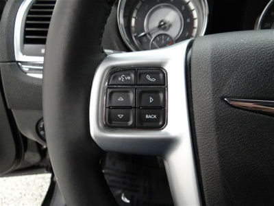 2012 Chrysler 300C  Base