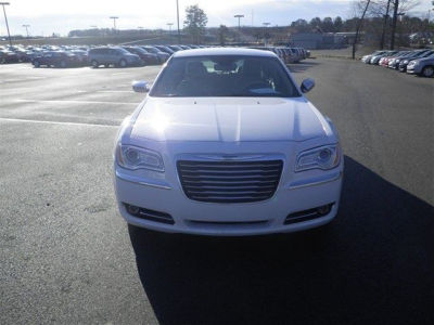 2012 Chrysler 300C  Base