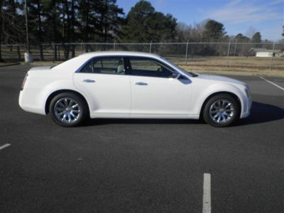 2012 Chrysler 300C  Base