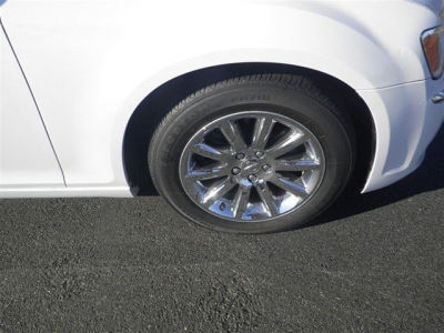 2012 Chrysler 300C  Base