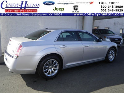 2012 Chrysler 300C  Base