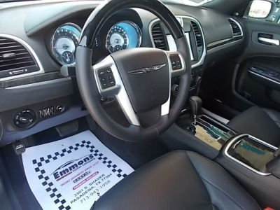 2013 Chrysler 300C  Base