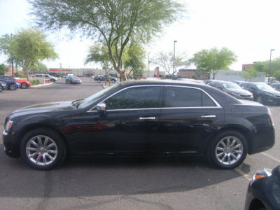 2012 Chrysler 300C  Base