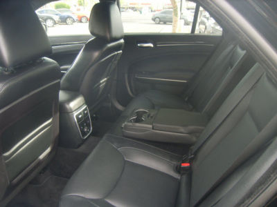 2012 Chrysler 300C  Base