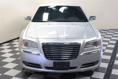 2012 Chrysler 300C  Base