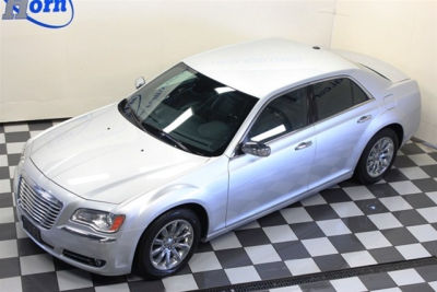 2012 Chrysler 300C  Base