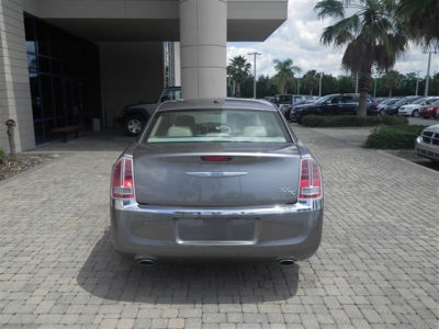 2011 Chrysler 300C  Base