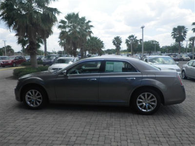 2011 Chrysler 300C  Base