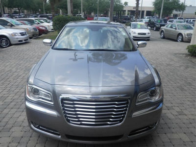 2011 Chrysler 300C  Base