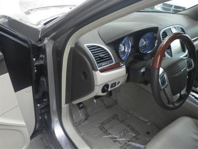 2011 Chrysler 300C  Base