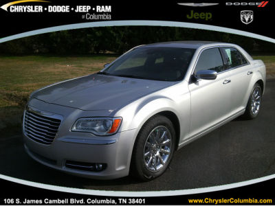 2012 Chrysler 300C  Base