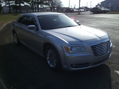 2012 Chrysler 300C  Base
