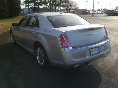 2012 Chrysler 300C  Base