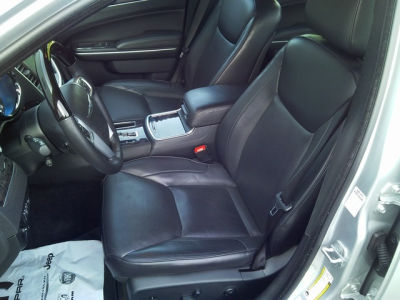 2012 Chrysler 300C  Base