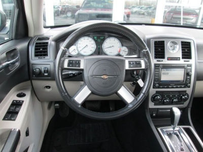2007 Chrysler 300C  SRT-8