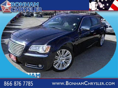 2011 Chrysler 300C  Base