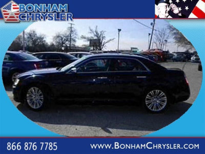2011 Chrysler 300C  Base