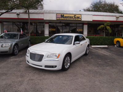 2013 Chrysler 300C  Base