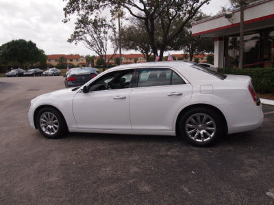 2013 Chrysler 300C  Base