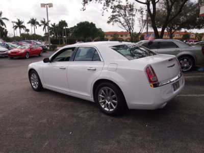 2013 Chrysler 300C  Base