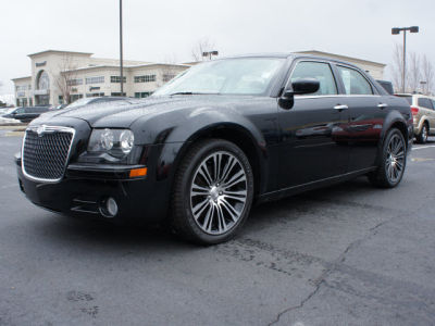 2010 Chrysler 300C  300S V8