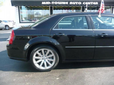 2006 Chrysler 300C  SRT-8