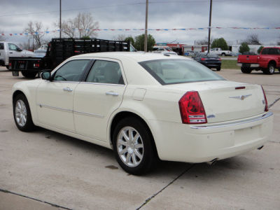 2010 Chrysler 300C