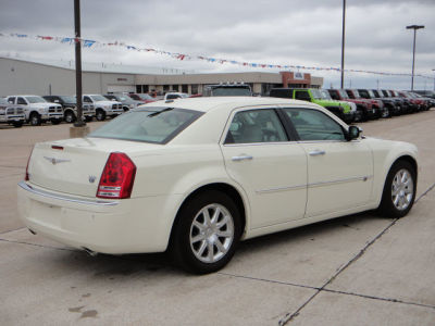 2010 Chrysler 300C