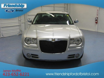 2010 Chrysler 300C  Base