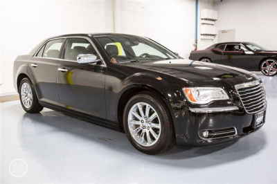 2012 Chrysler 300C  Base