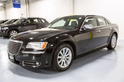 2012 Chrysler 300C  Base