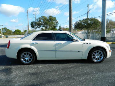2010 Chrysler 300C