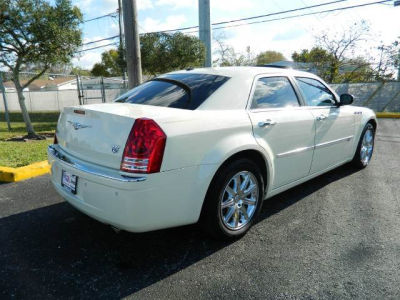 2010 Chrysler 300C