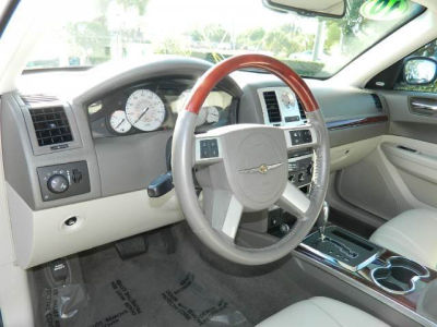 2010 Chrysler 300C