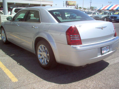 2005 Chrysler 300C