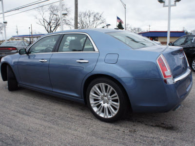 2011 Chrysler 300C  Base