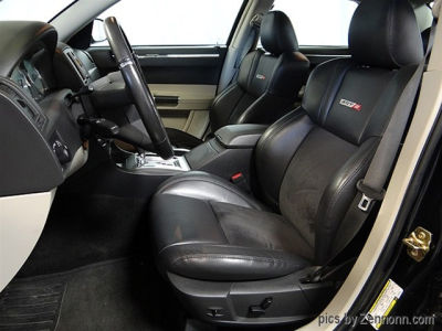 2006 Chrysler 300C  SRT-8